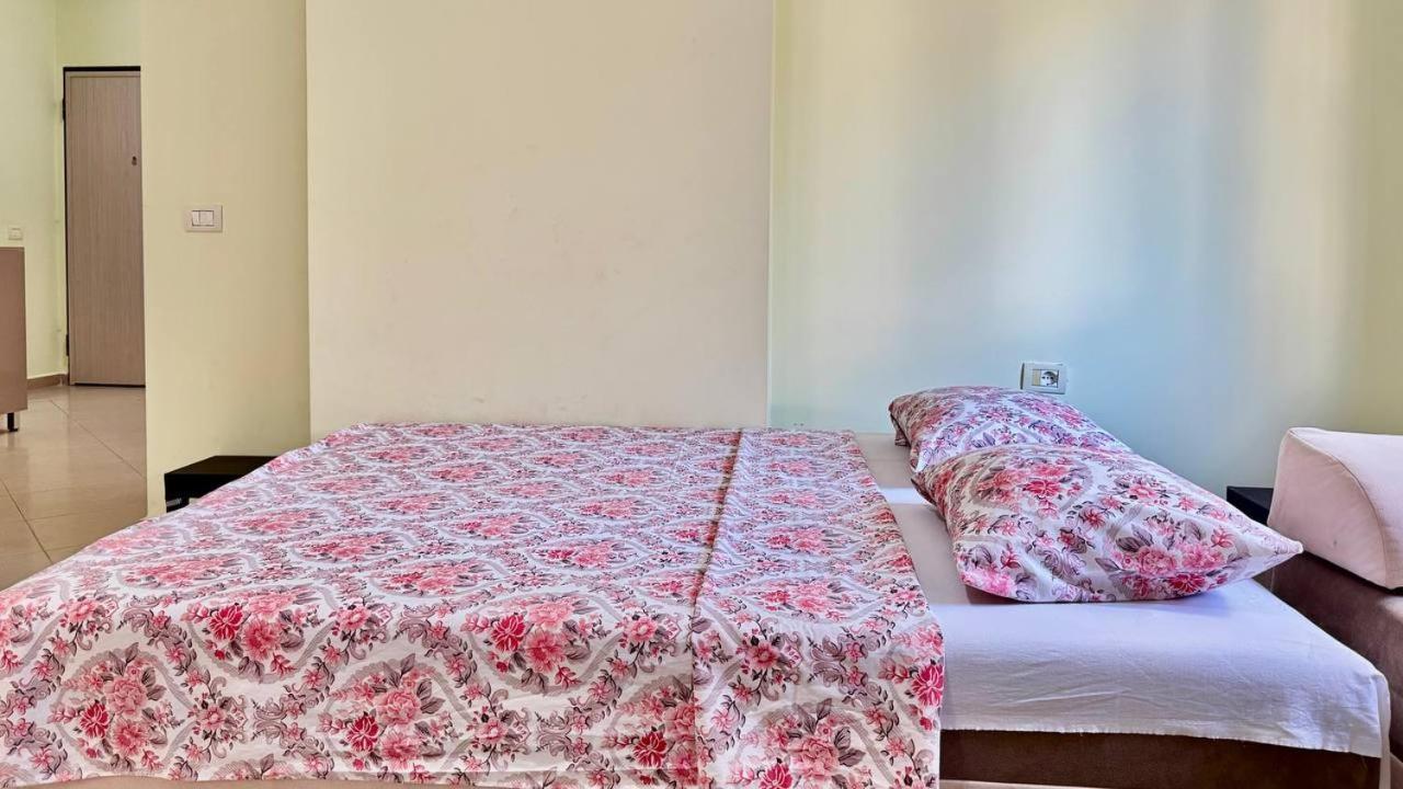 Cozy Sea View Apartment K4 Sarandë Buitenkant foto