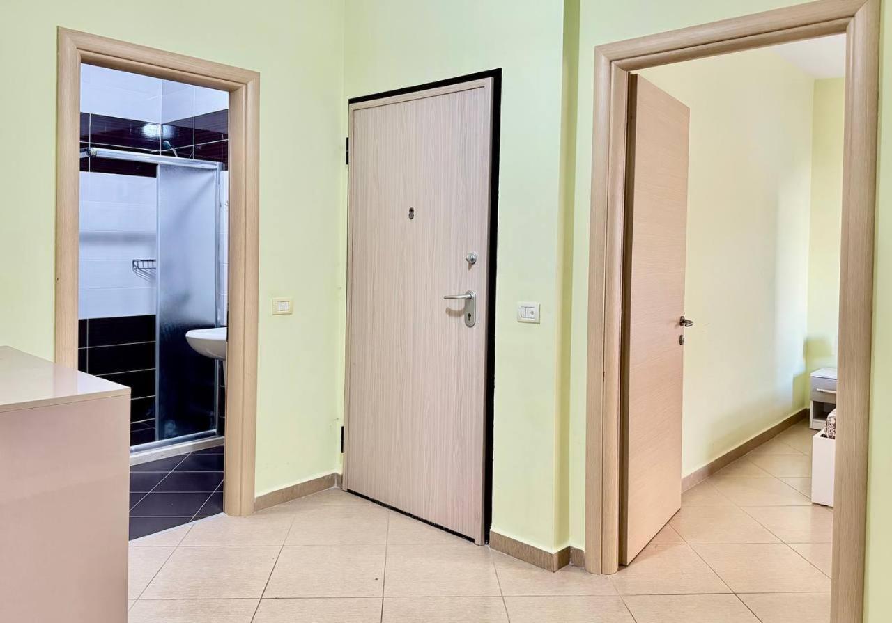 Cozy Sea View Apartment K4 Sarandë Buitenkant foto