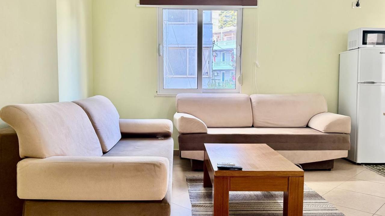 Cozy Sea View Apartment K4 Sarandë Buitenkant foto