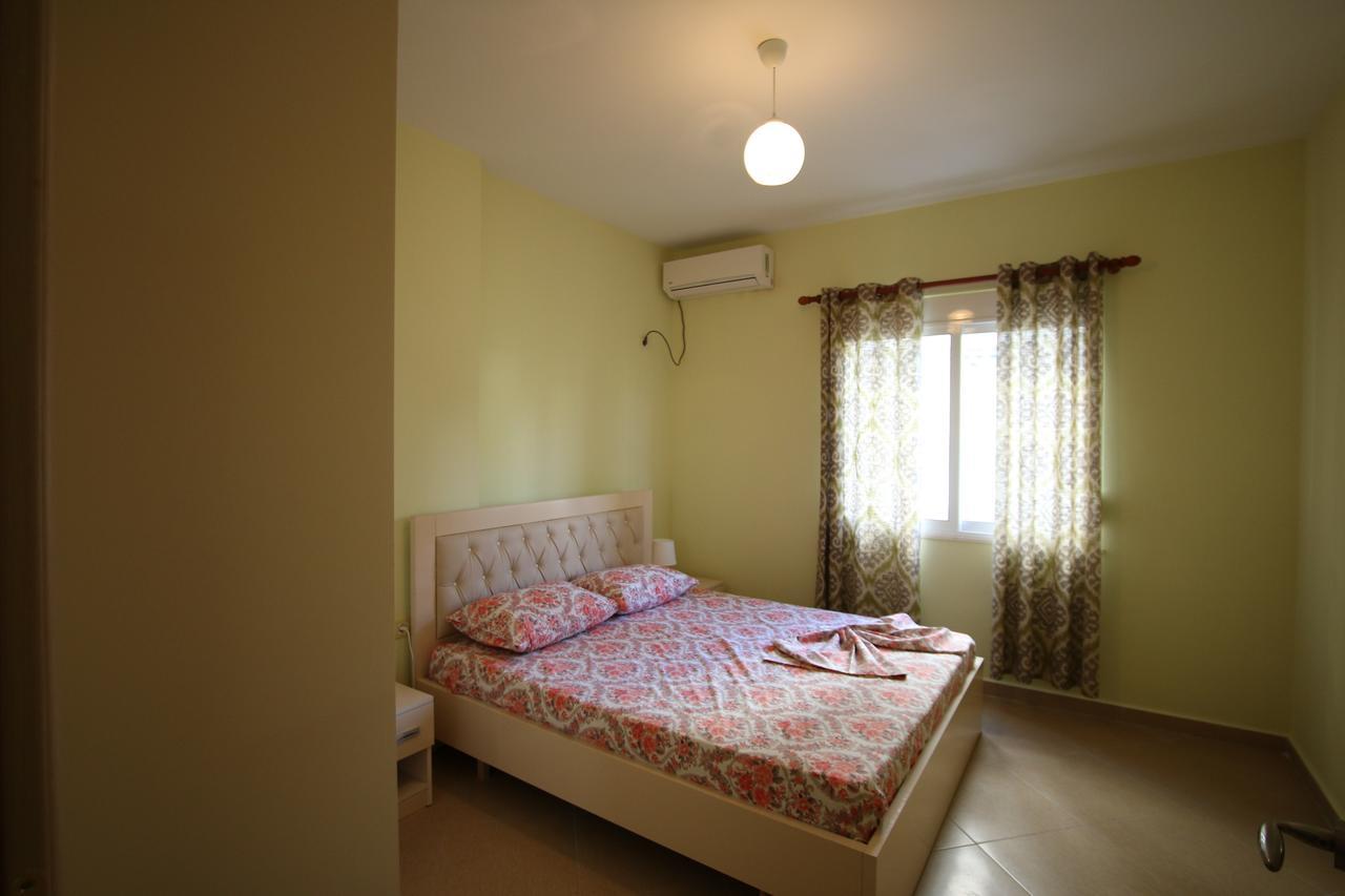 Cozy Sea View Apartment K4 Sarandë Buitenkant foto
