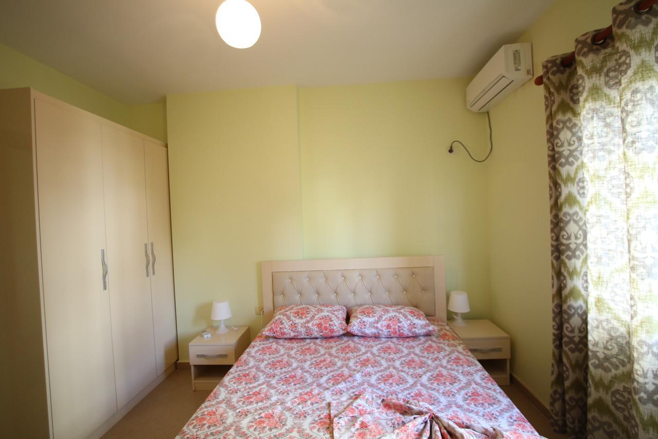 Cozy Sea View Apartment K4 Sarandë Buitenkant foto
