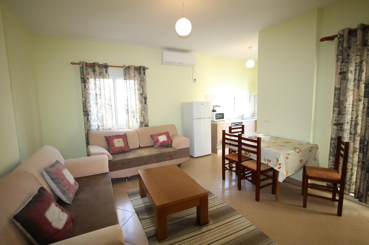 Cozy Sea View Apartment K4 Sarandë Buitenkant foto