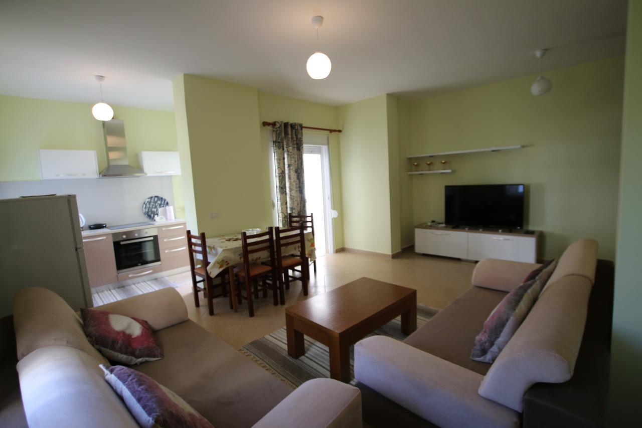 Cozy Sea View Apartment K4 Sarandë Buitenkant foto