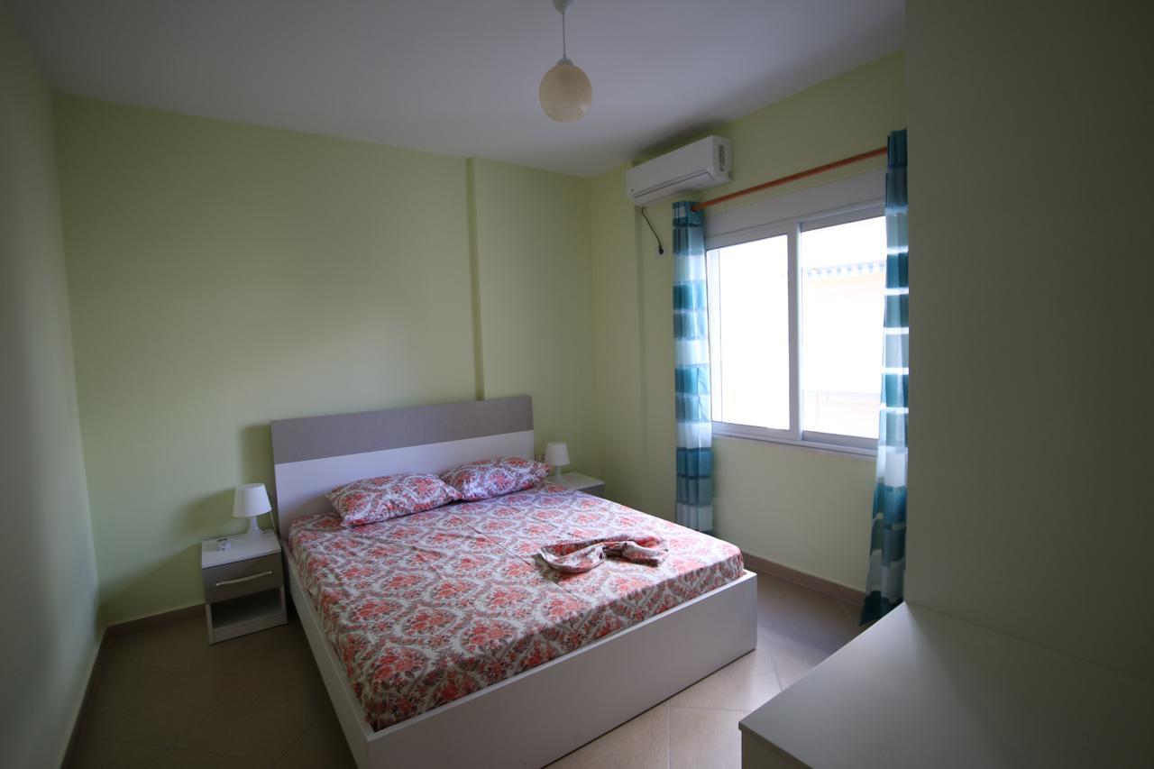 Cozy Sea View Apartment K4 Sarandë Buitenkant foto